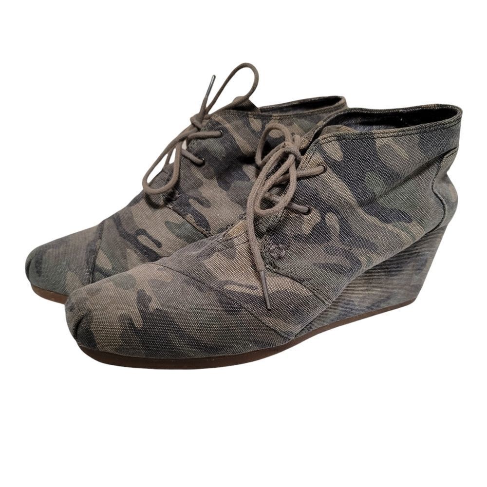 Toms Desert Wedge Camo Canvas Booties 11m